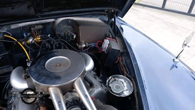 Lot 46 - 1963 DAIMLER V8 250