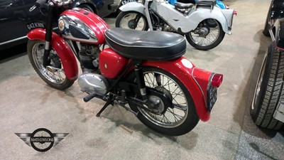 Lot 68 - 1961 BSA B40 350