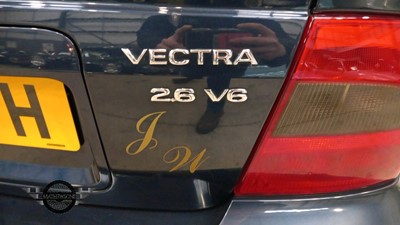 Lot 192 - 2002 VAUXHALL VECTRA CDX V6