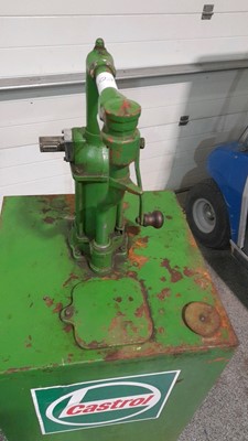 Lot 543 - CASTROL OIL DISPENSER