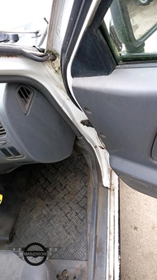 Lot 498 - 2003 NISSAN D22 2.5 DI 4X2