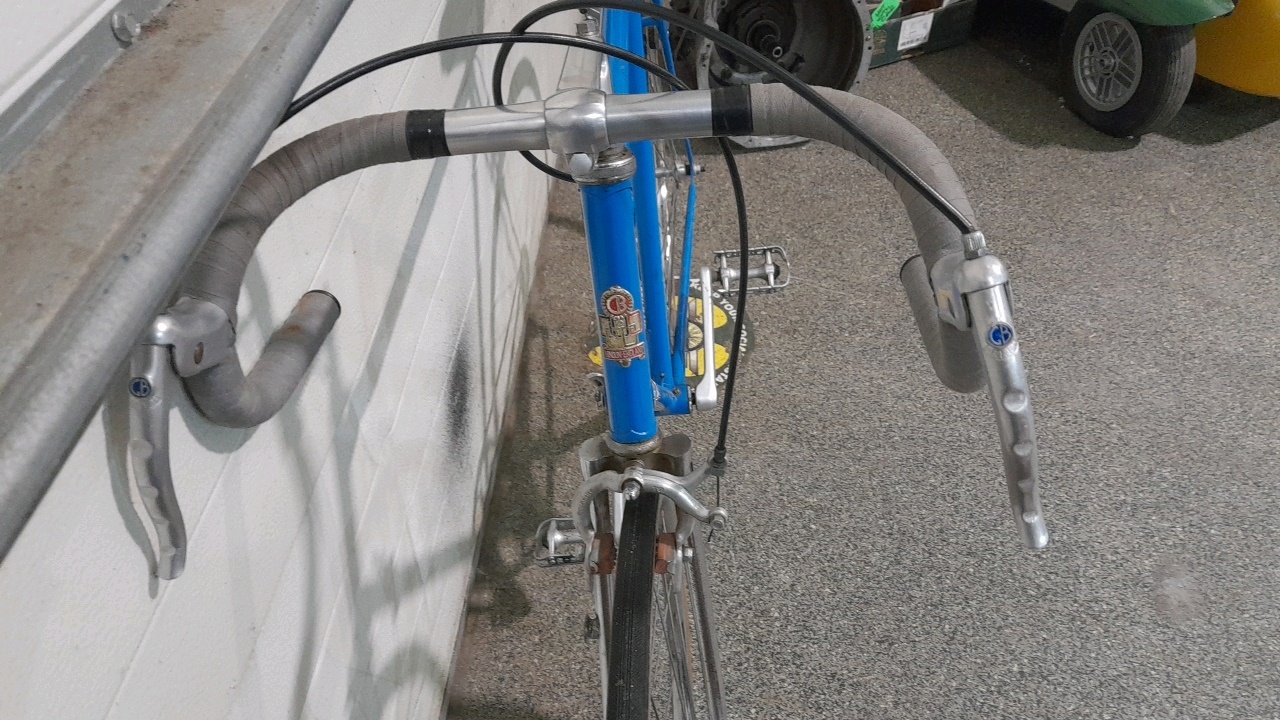 Weight How much does a racing bike weigh