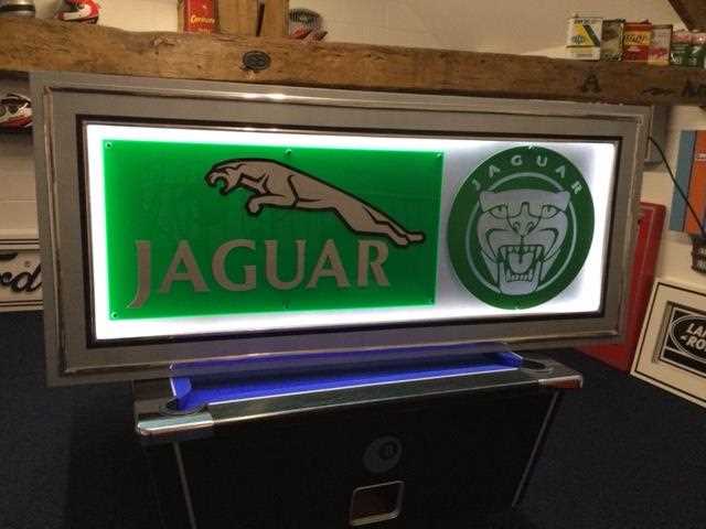 Lot 255 - LARGE ILLUMINATED JAGUAR SIGN