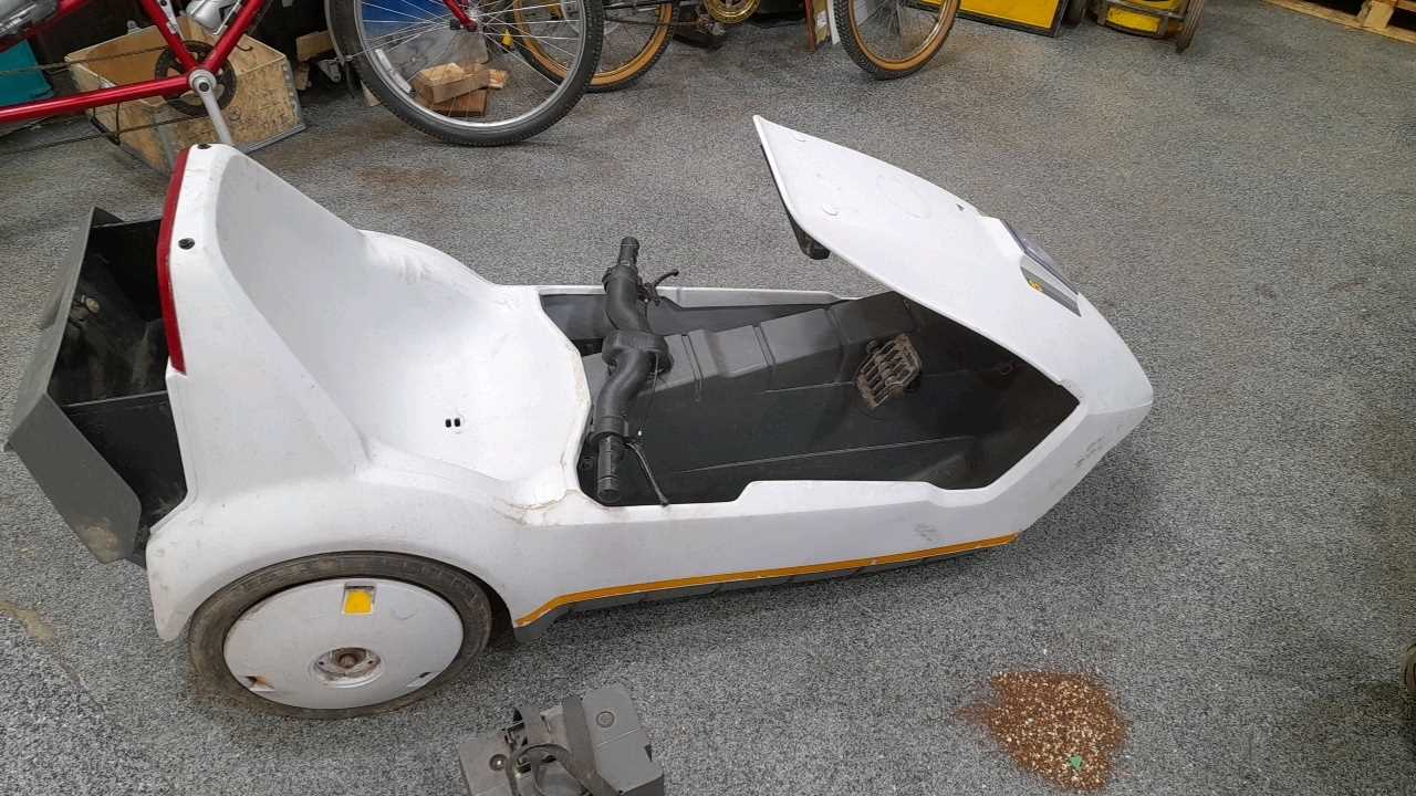 Lot 415 - SINCLAIR C5