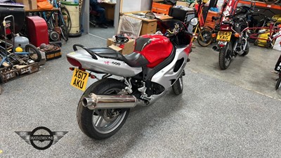 Lot 533 - 2000 TRIUMPH TT 600