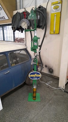 Lot 739 - GREEN PETROL PUMP