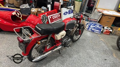 Lot 421 - 1968 SUZUKI B100P