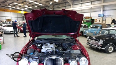 Lot 581 - 2001 JAGUAR S-TYPE V6 SE