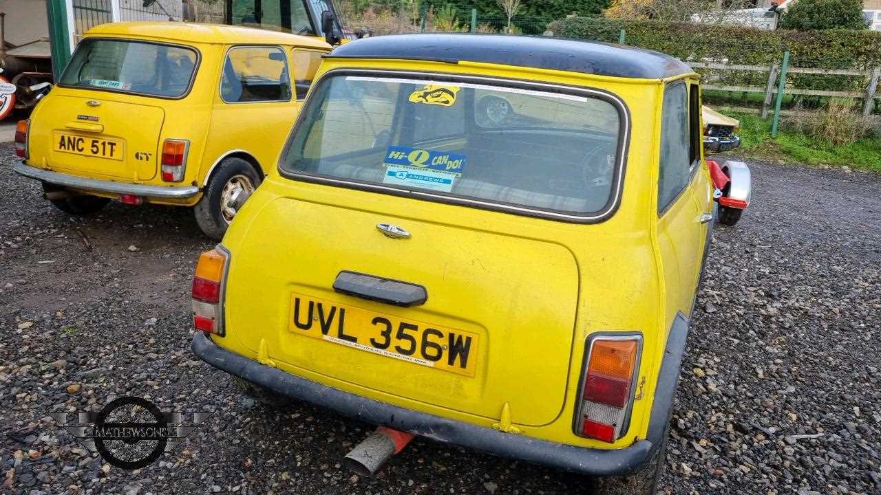 Lot 420 - 1981 AUSTIN MORRIS MINI HL